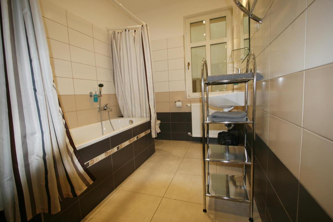 Apartment No. 40 Stara Louka 20 卡罗维发利 外观 照片